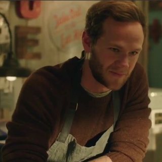 Tom, played by Joseph Cross