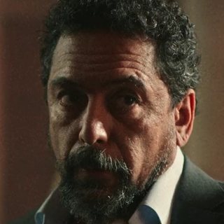 Omar Navarro as seen in the show, played by Felix Solis