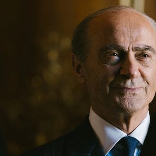 Mohamed Al-Fayed as seen in the show, played by Salim Daw